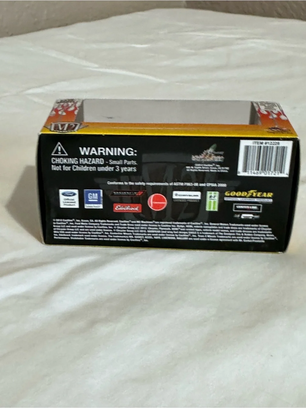 NIB M2 Machines 1970 Dodge Super Bee 383 Black Diecast 1:64